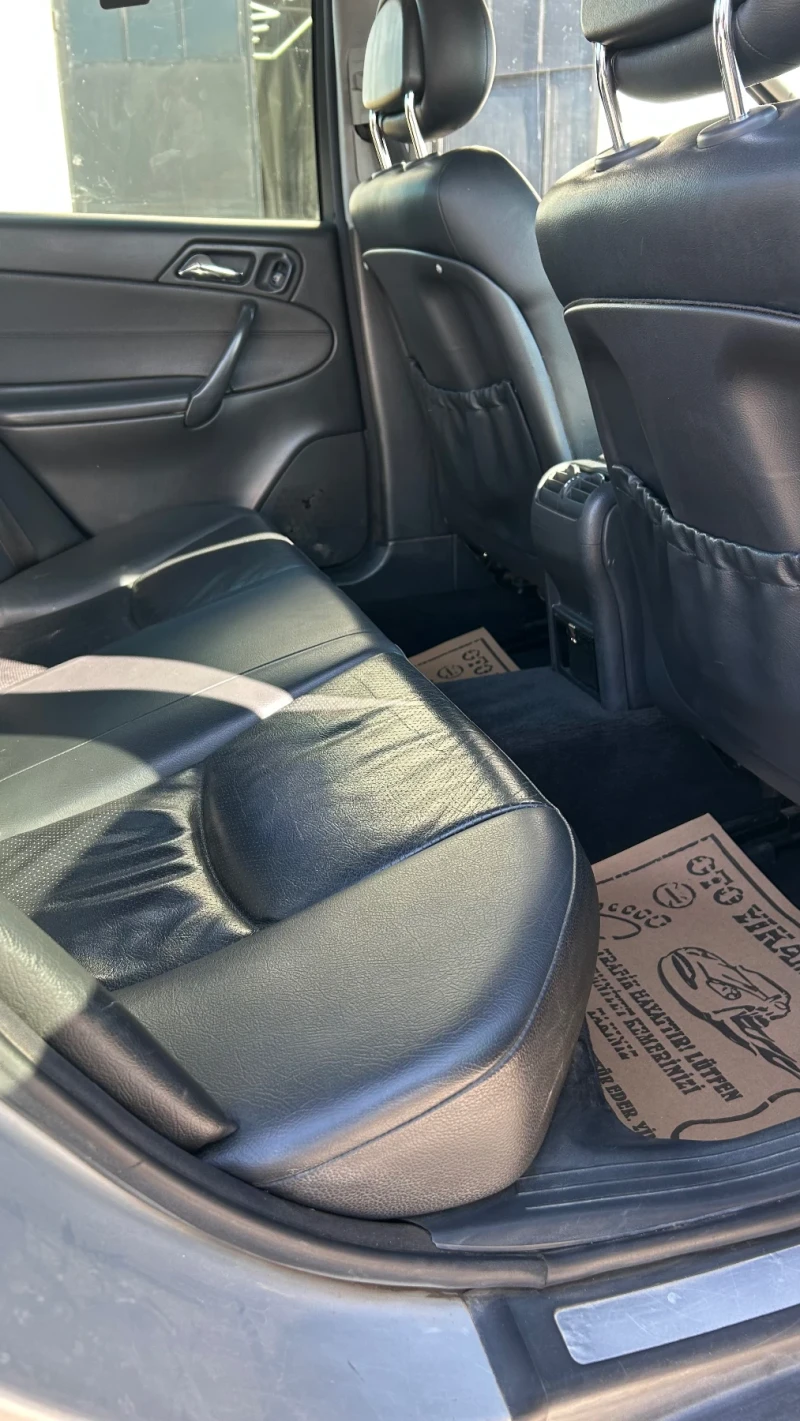 Mercedes-Benz C 220 CDI, снимка 12 - Автомобили и джипове - 53512834