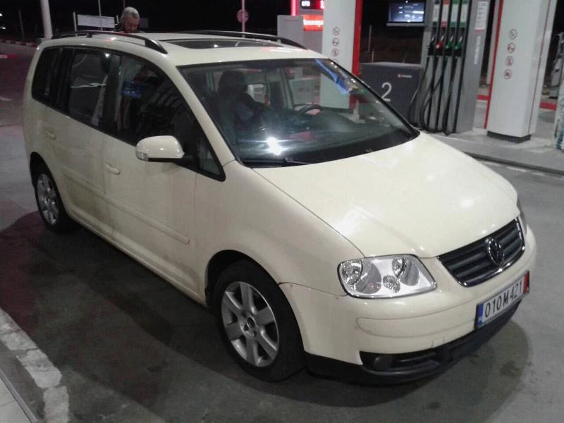 VW Touran 1.9TDI, DSG, BLS, снимка 1 - Автомобили и джипове - 20130717