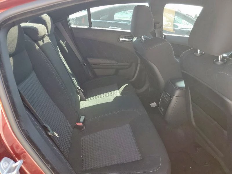 Dodge Charger R/T* 5.7L* V8* 370HP* Клип на мотор* CARFAX, снимка 10 - Автомобили и джипове - 52973256