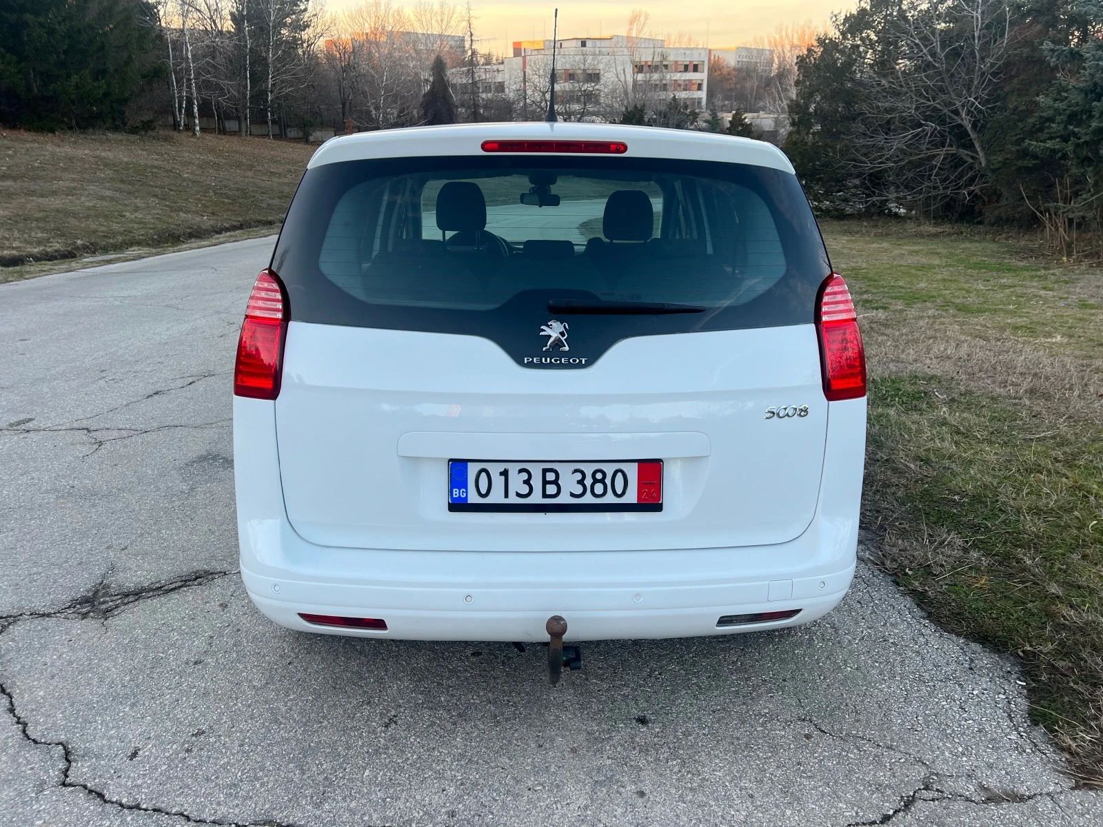 Peugeot 5008 2.0HDI /150p.s-Facelift - изображение 6