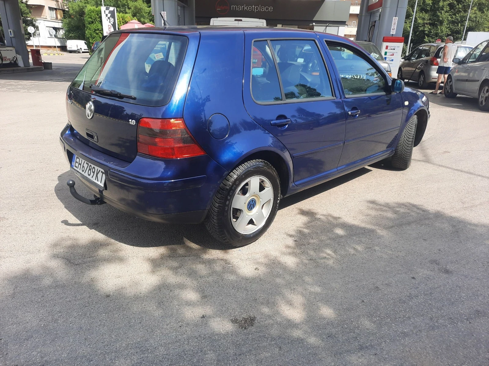 VW Golf 1.6 АГУ - изображение 4