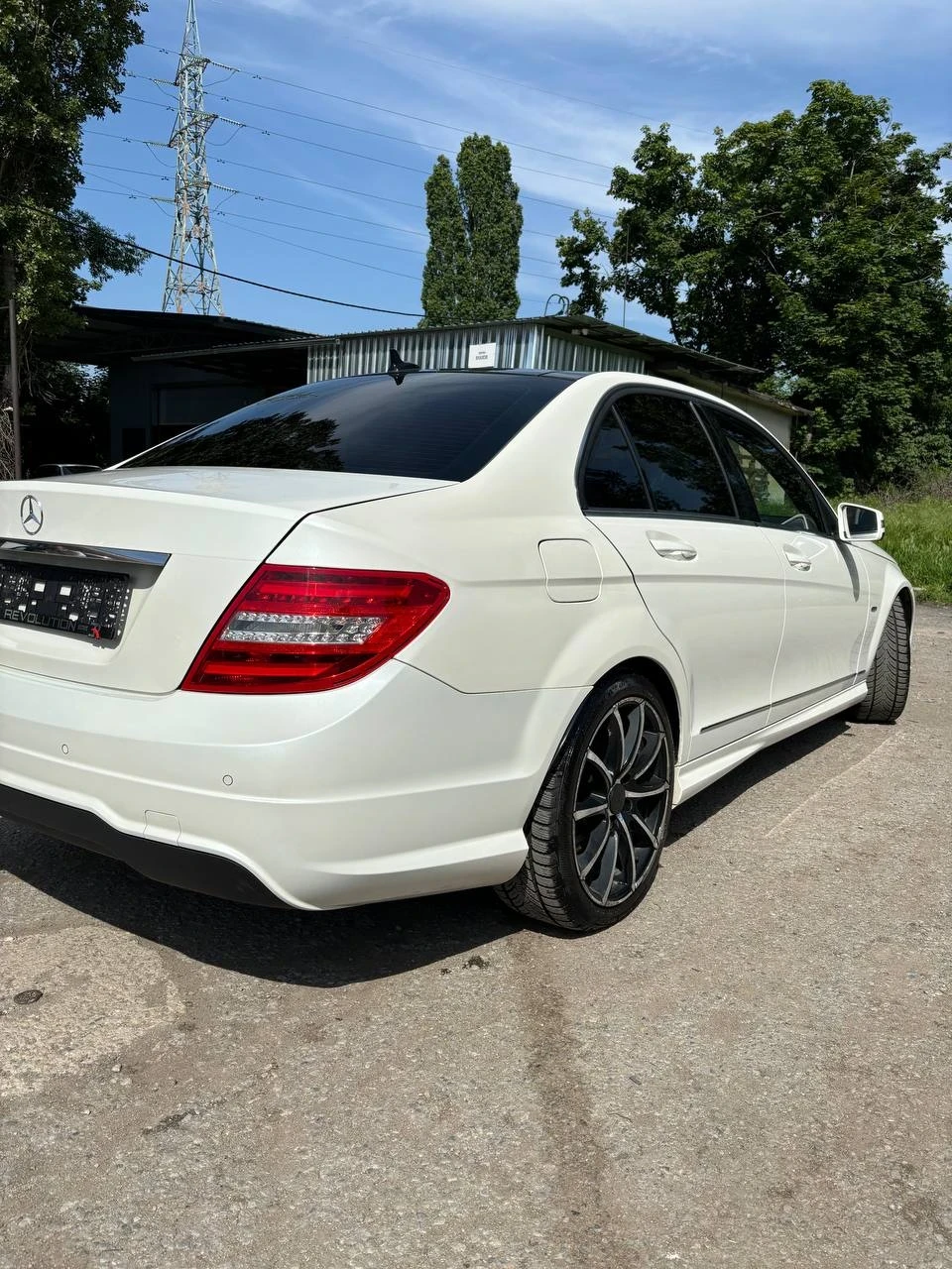 Mercedes-Benz C 220 Бяла перла-Панорама-4MATIC - изображение 7