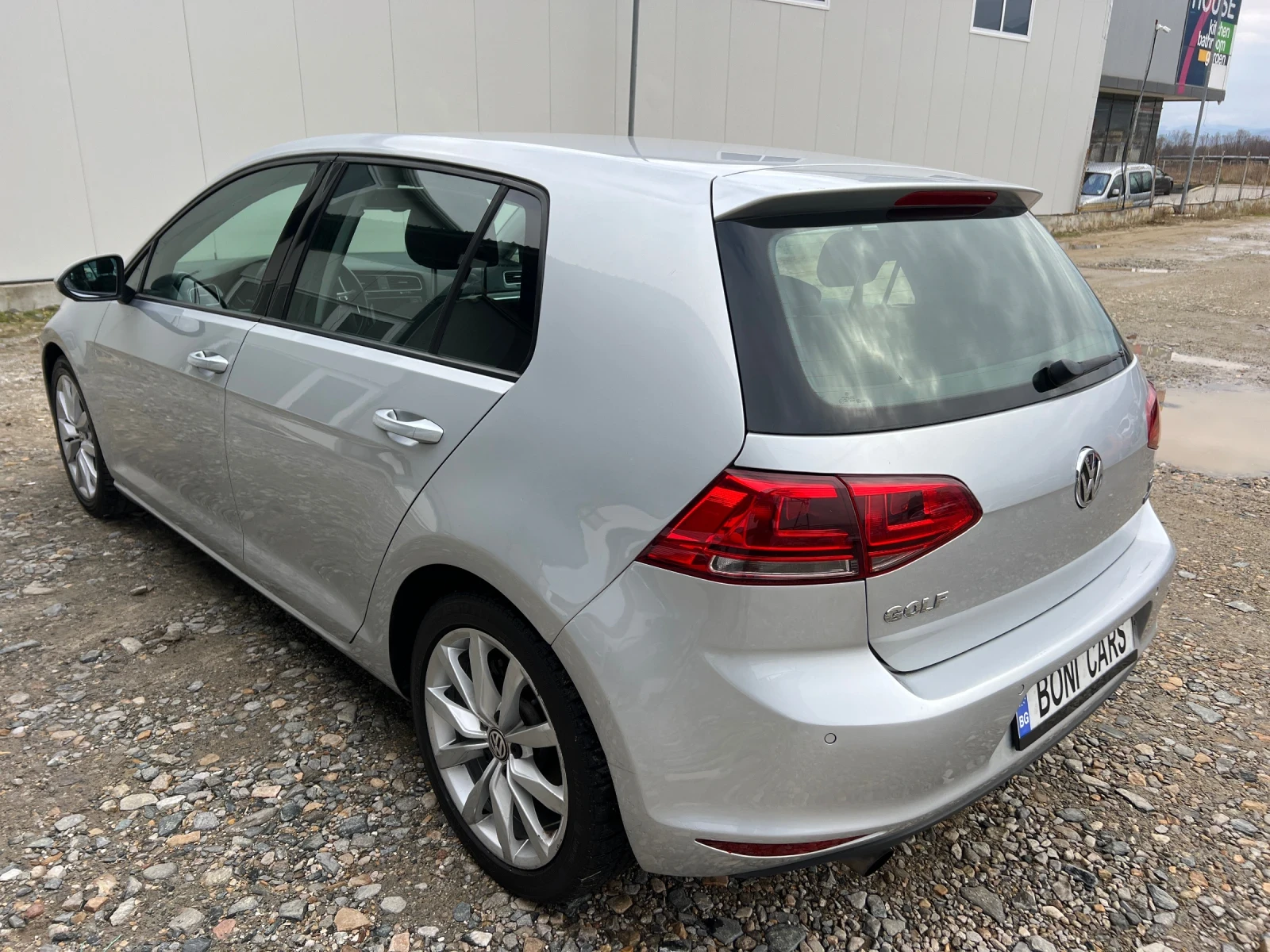 VW Golf 7 1.6TDI 105к.с. Навигация/Мулти-волан/парк асист - изображение 7