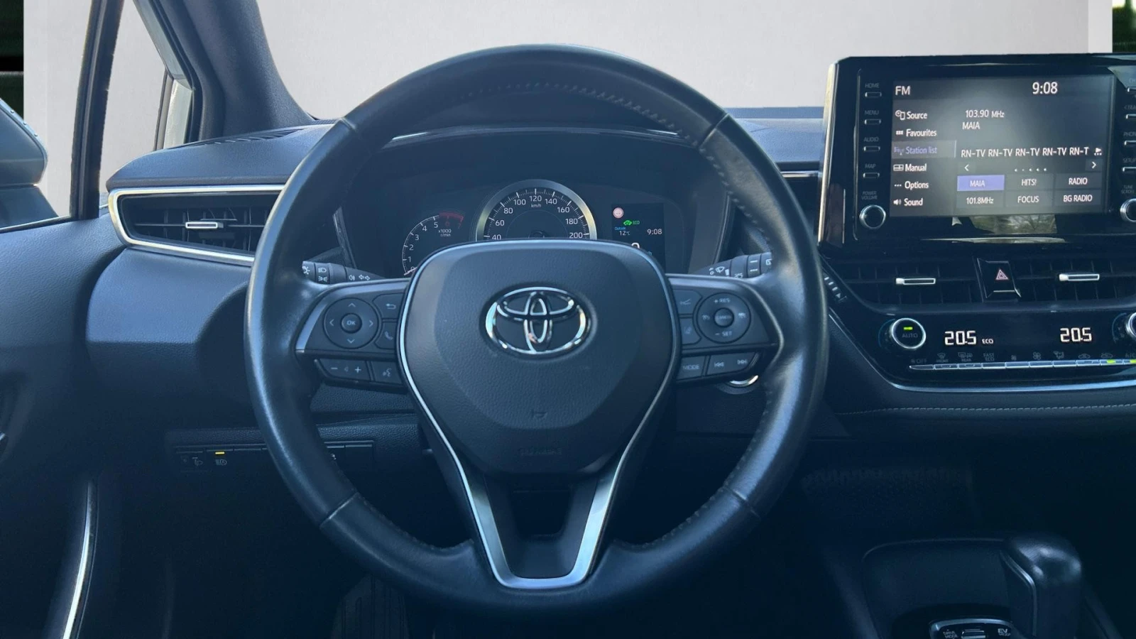 Toyota Corolla Месечна вноска от 400 лв. - изображение 10