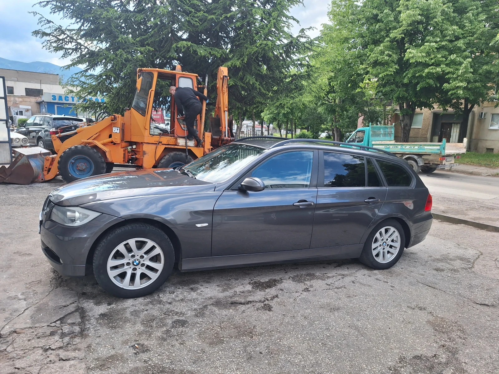 BMW 318 1.8I 143kc. EU-4. 6-Ck. Сервз.История - изображение 2