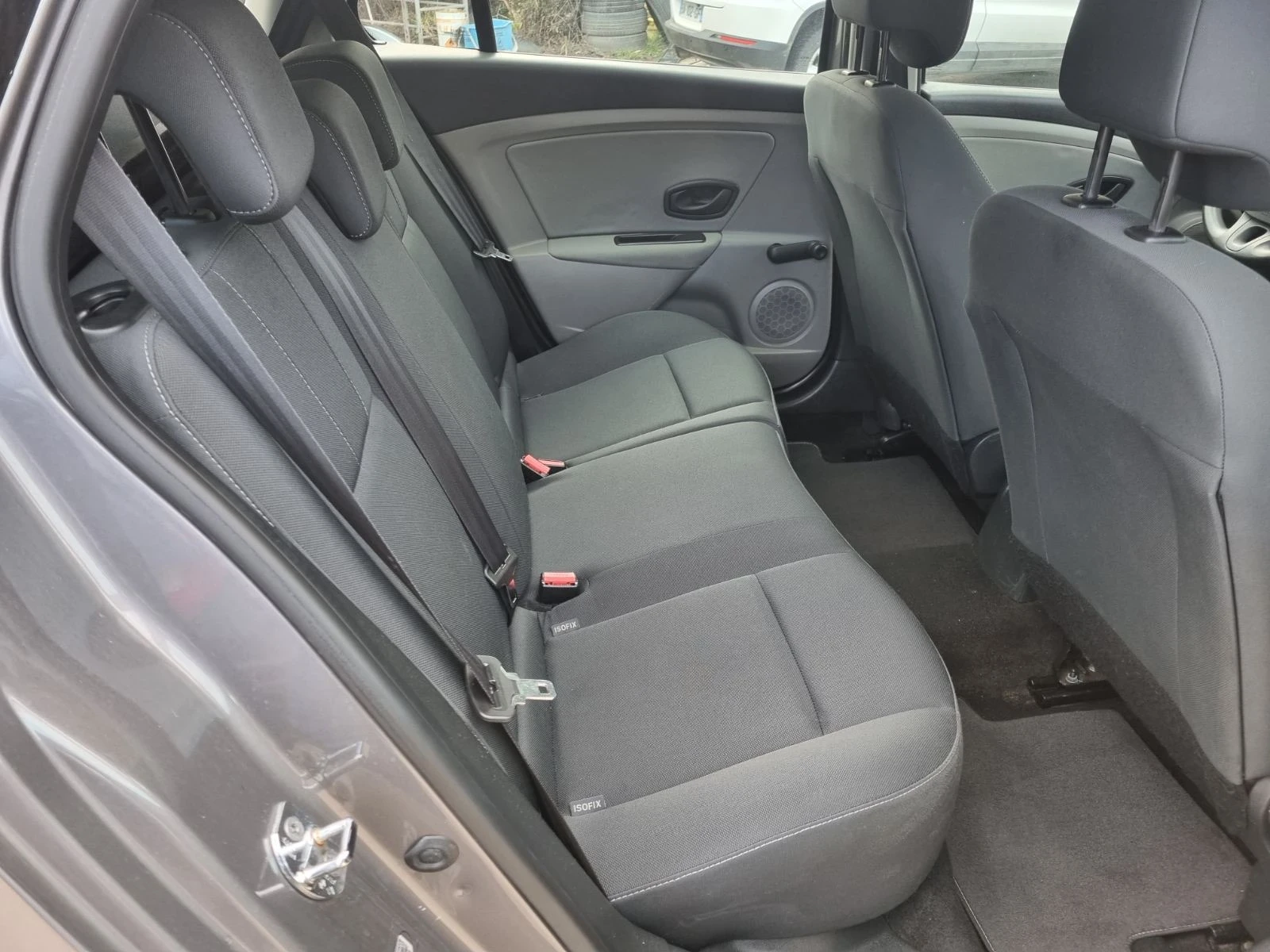 Renault Megane 1.6i ШВЕЙЦАРИЯ - изображение 7