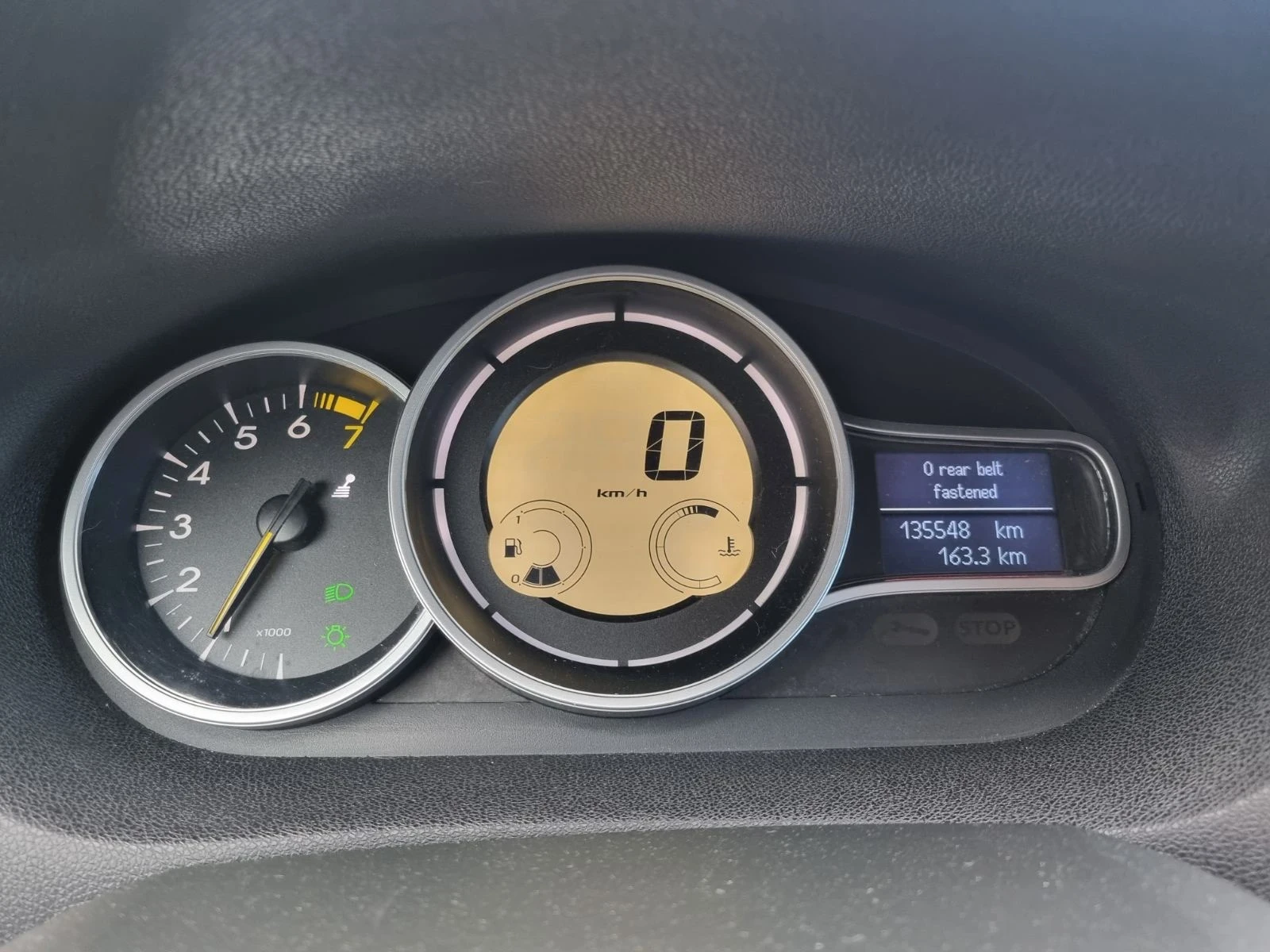 Renault Megane 1.6i ШВЕЙЦАРИЯ, снимка 11 - Автомобили и джипове - 50296229