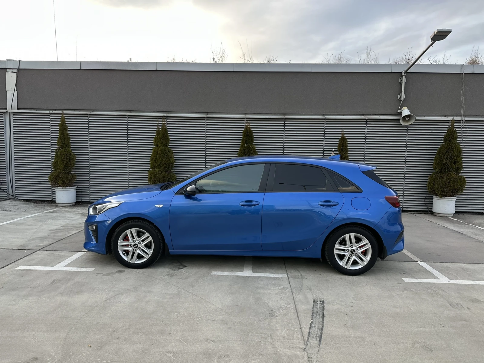 Kia Ceed 1.5 T-GDI Гаранционен - изображение 4