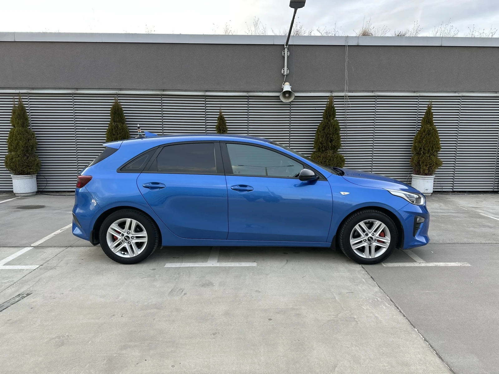 Kia Ceed 1.5 T-GDI Гаранционен - изображение 5