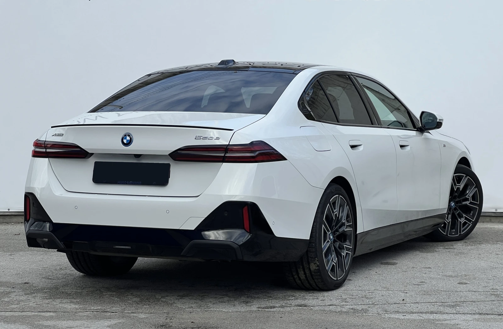 BMW 550 e xDrive | Mobile.bg   2
