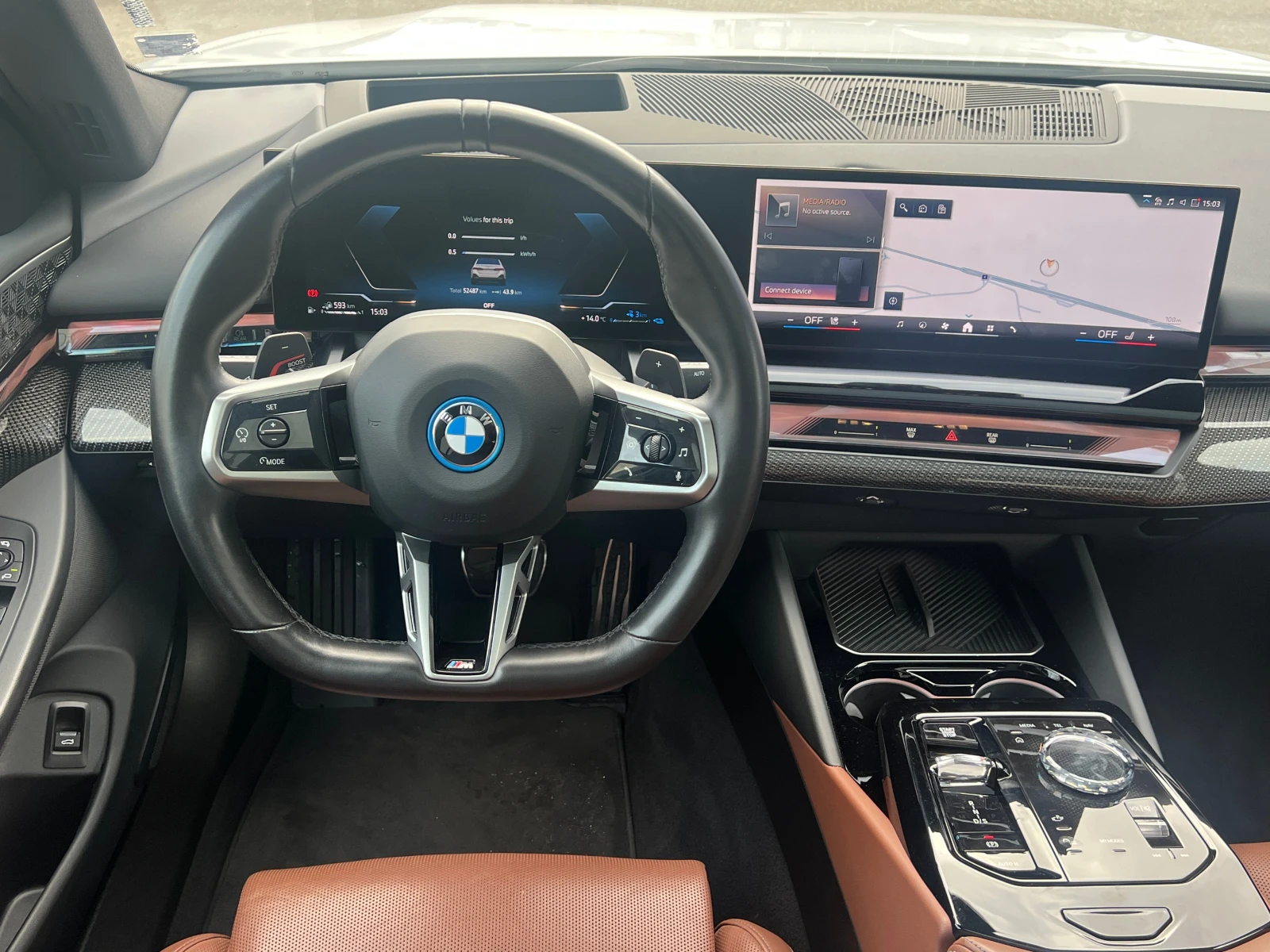 BMW 550 e xDrive | Mobile.bg   11