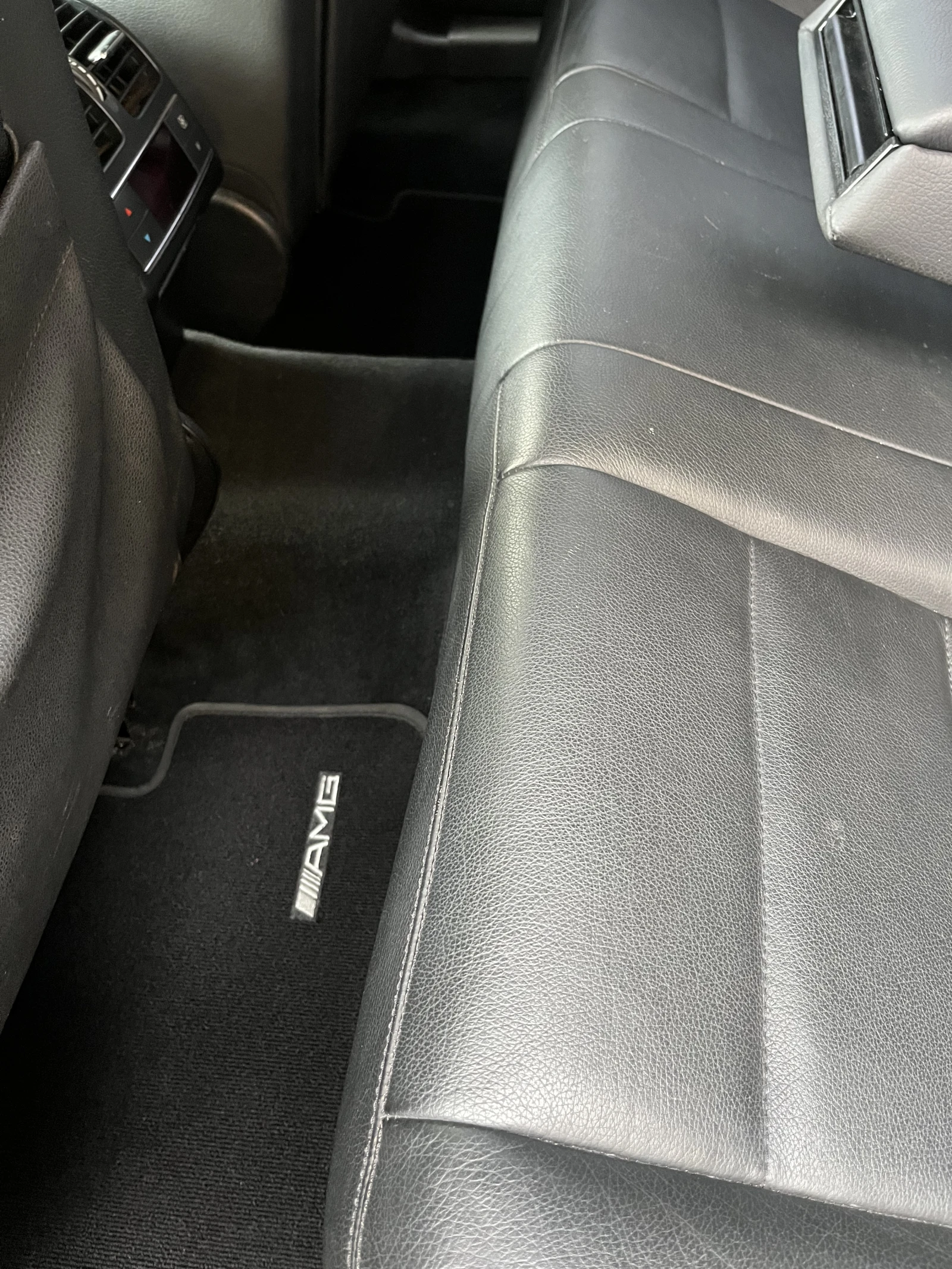 Mercedes-Benz C 220 AMG / ������ / ������ / �������� ������� | Mobile.bg � ����������� 9