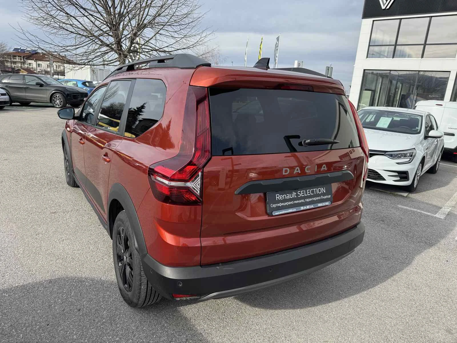 Dacia Jogger 1.0 Tce 90kc. LPG - изображение 4