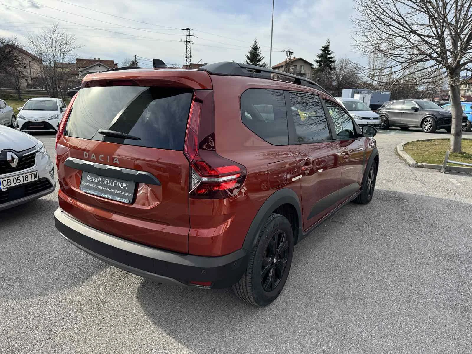 Dacia Jogger 1.0 Tce 90kc. LPG - изображение 6