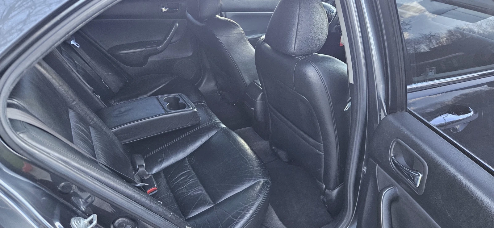 Honda Accord CL9 2.4 EXECUTIVE-E, снимка 15 - Автомобили и джипове - 53623092