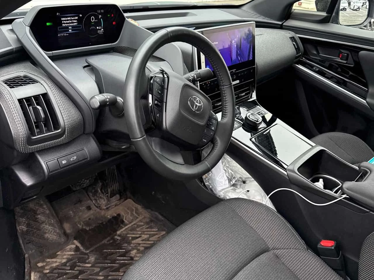 Toyota bZ4X * XLE * PANO* KEYLESS* ПОДГРЕВ*  - изображение 5