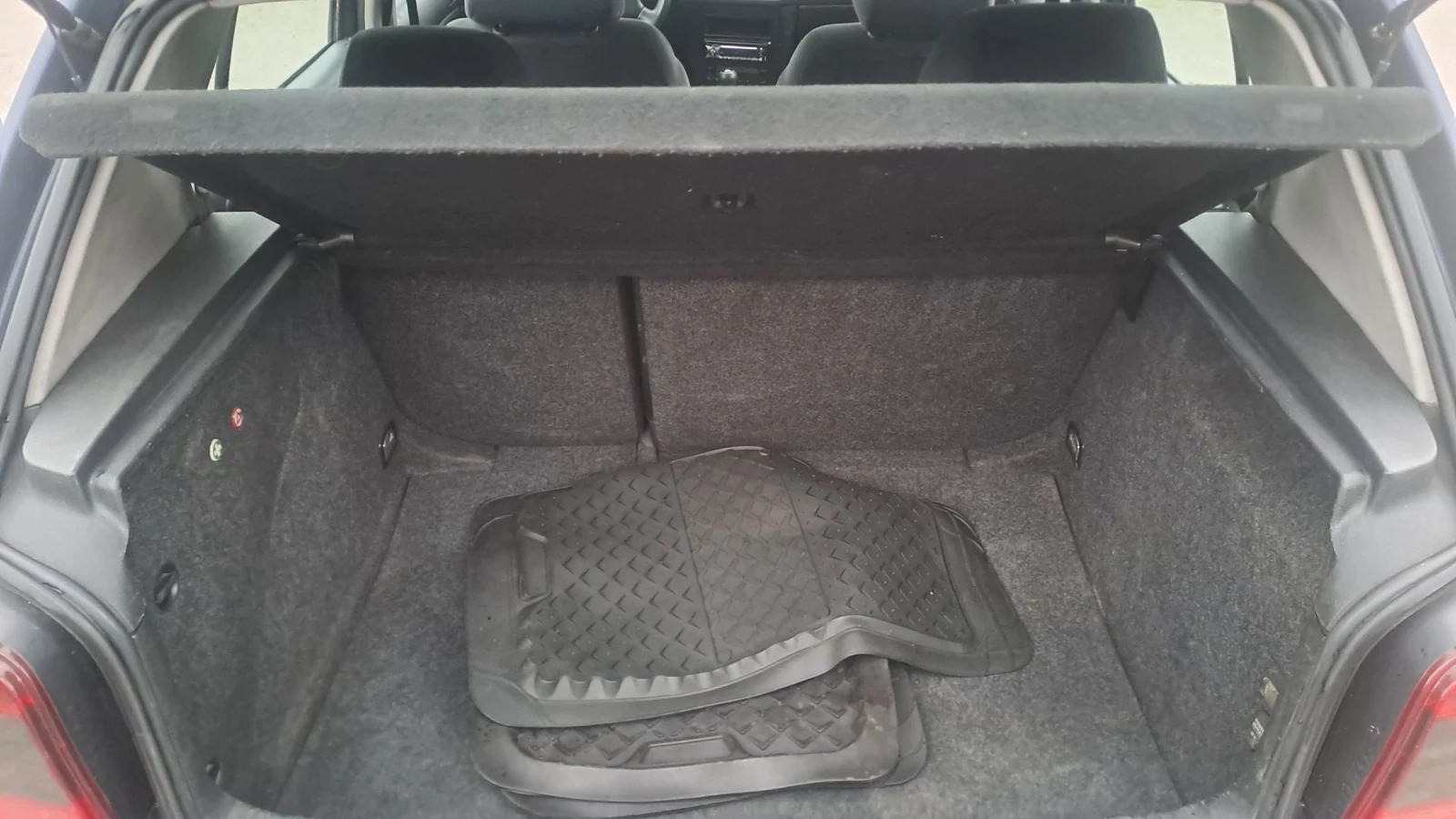 VW Golf 1.9 TDI 110кс. , снимка 15 - Автомобили и джипове - 53906948