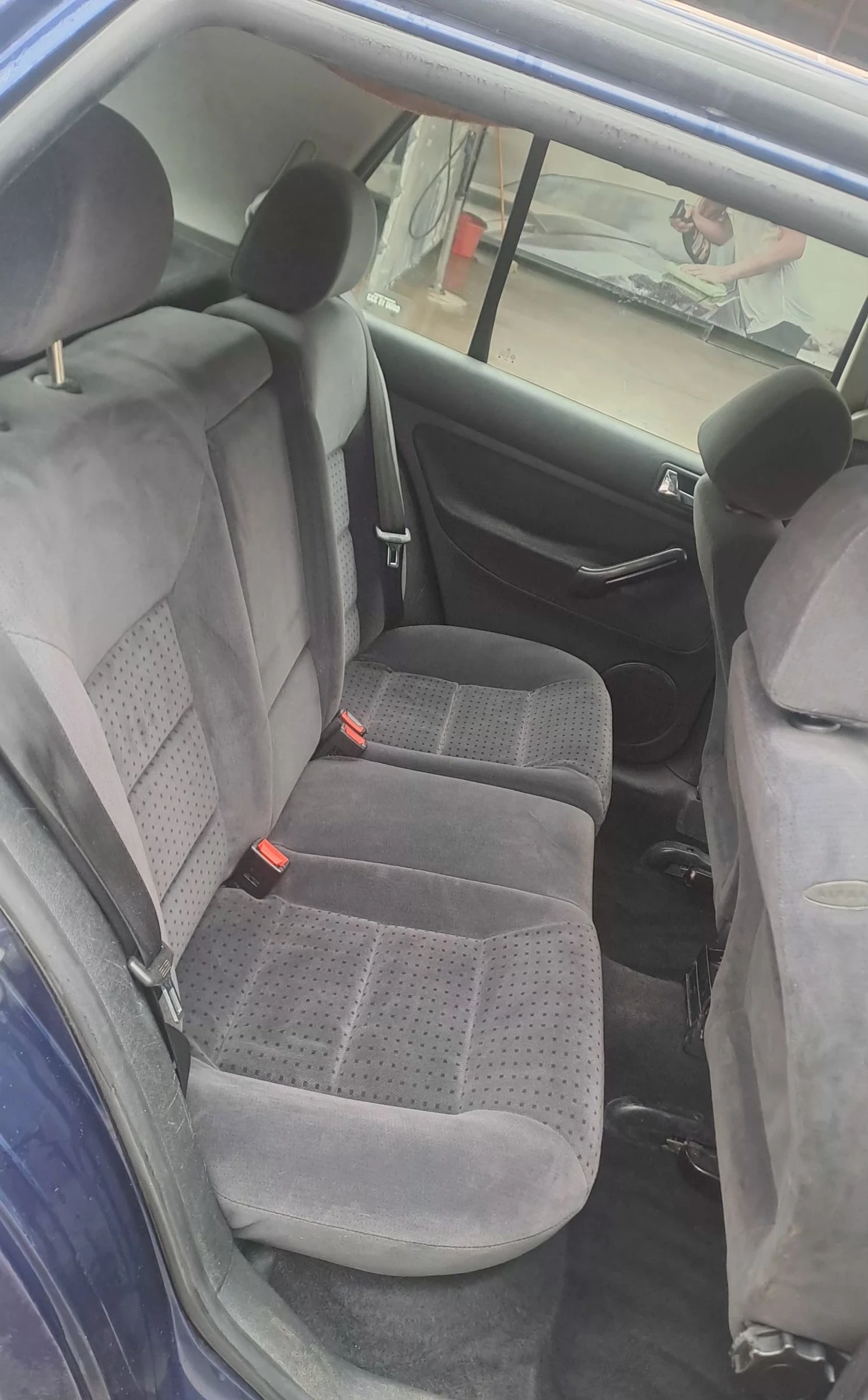 VW Golf 1.9 TDI 110кс. , снимка 13 - Автомобили и джипове - 53906948