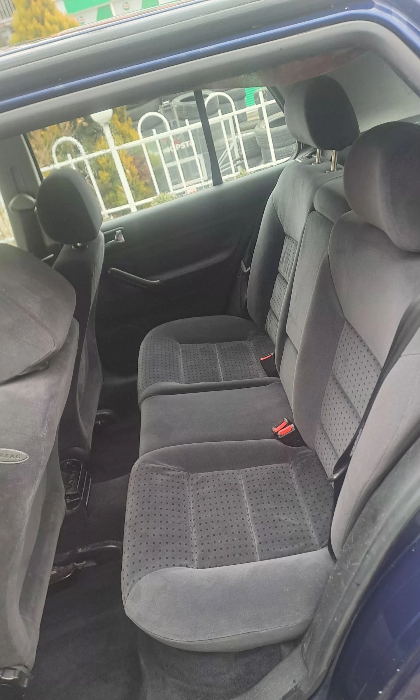 VW Golf 1.9 TDI 110кс. , снимка 12 - Автомобили и джипове - 53906948