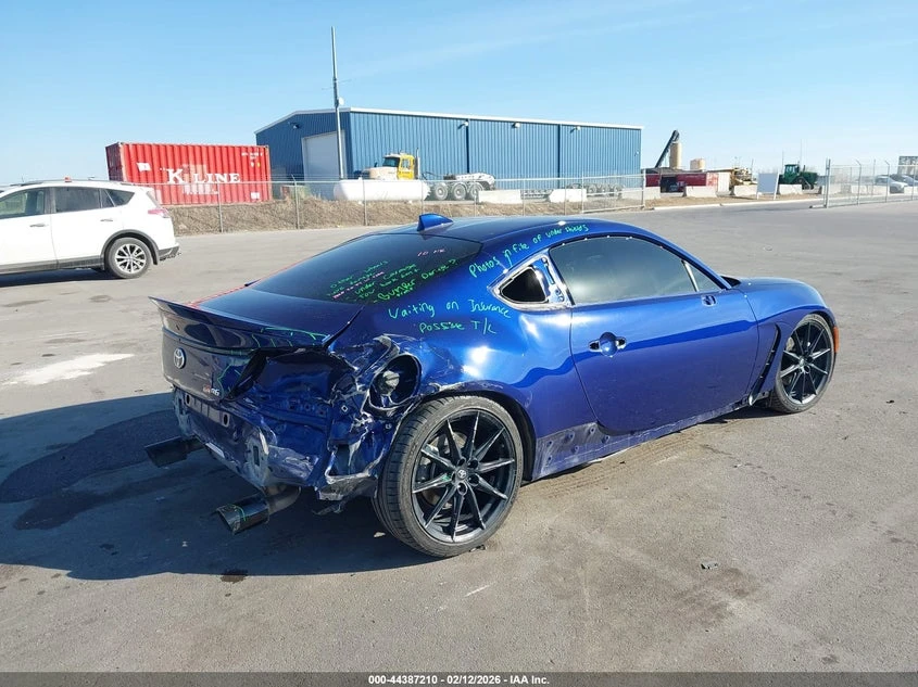 Toyota GR86 2.4l Premium, снимка 6 - Автомобили и джипове - 54098084