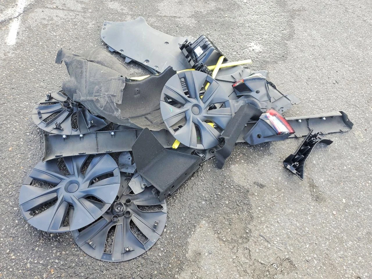 Tesla Model Y Long Range AWD, снимка 12 - Автомобили и джипове - 54152991