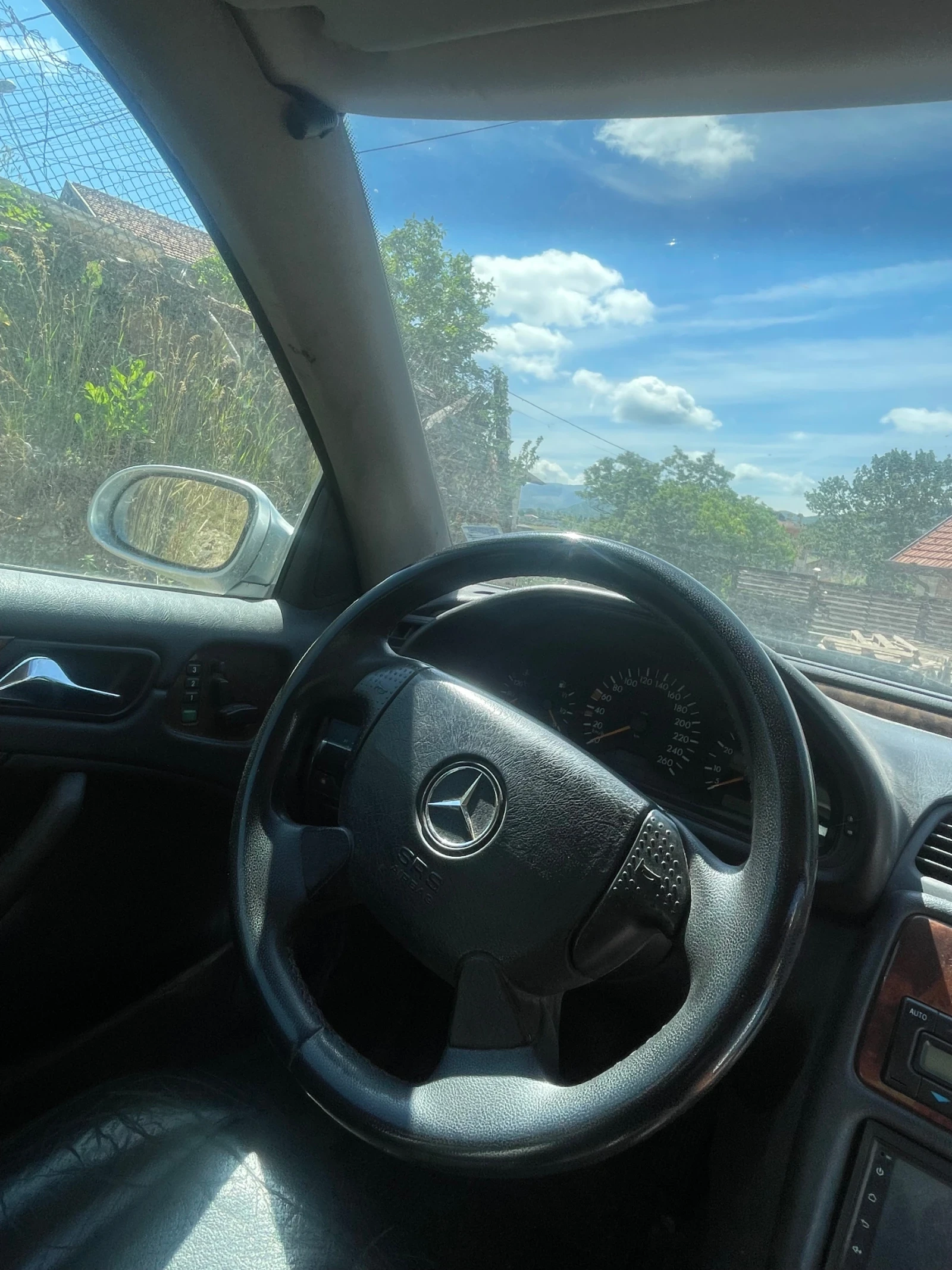 Mercedes-Benz CLK, снимка 5 - Автомобили и джипове - 54923673