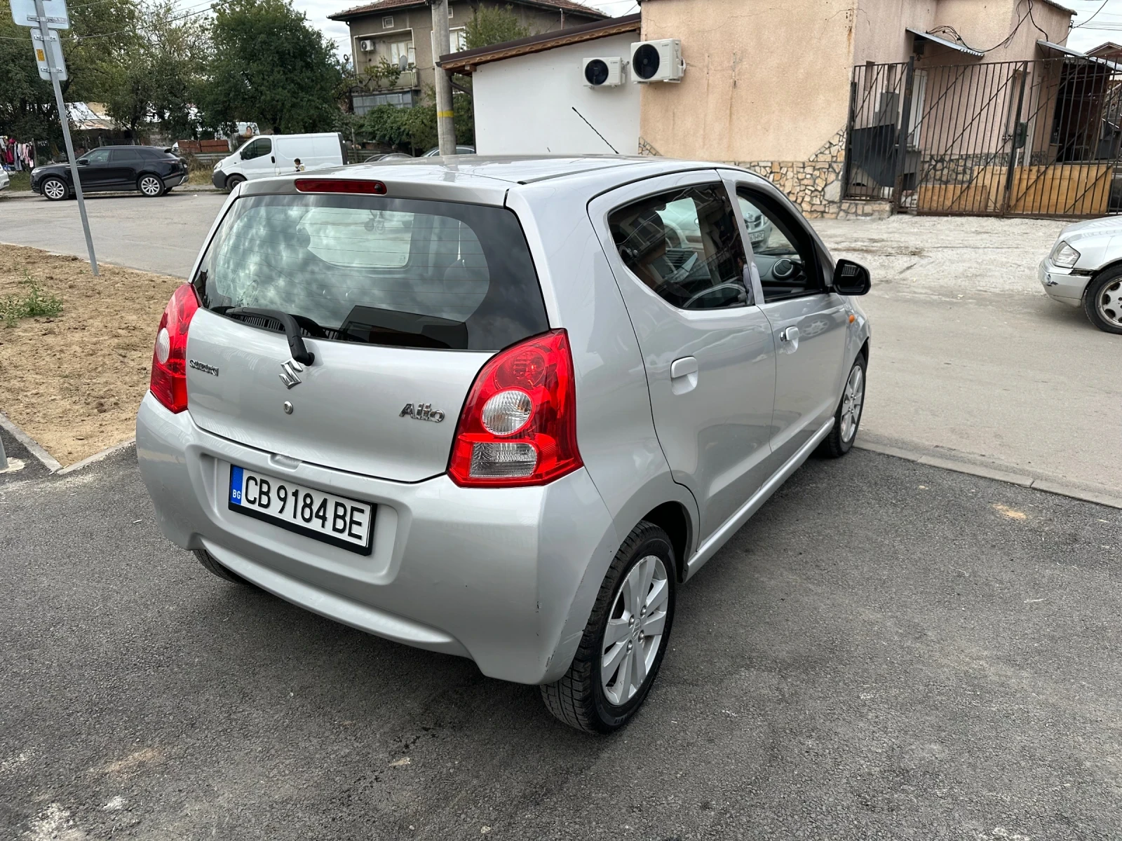 Suzuki Alto 1.0i 68hp 150k km klima, снимка 6 - Автомобили и джипове - 56113553