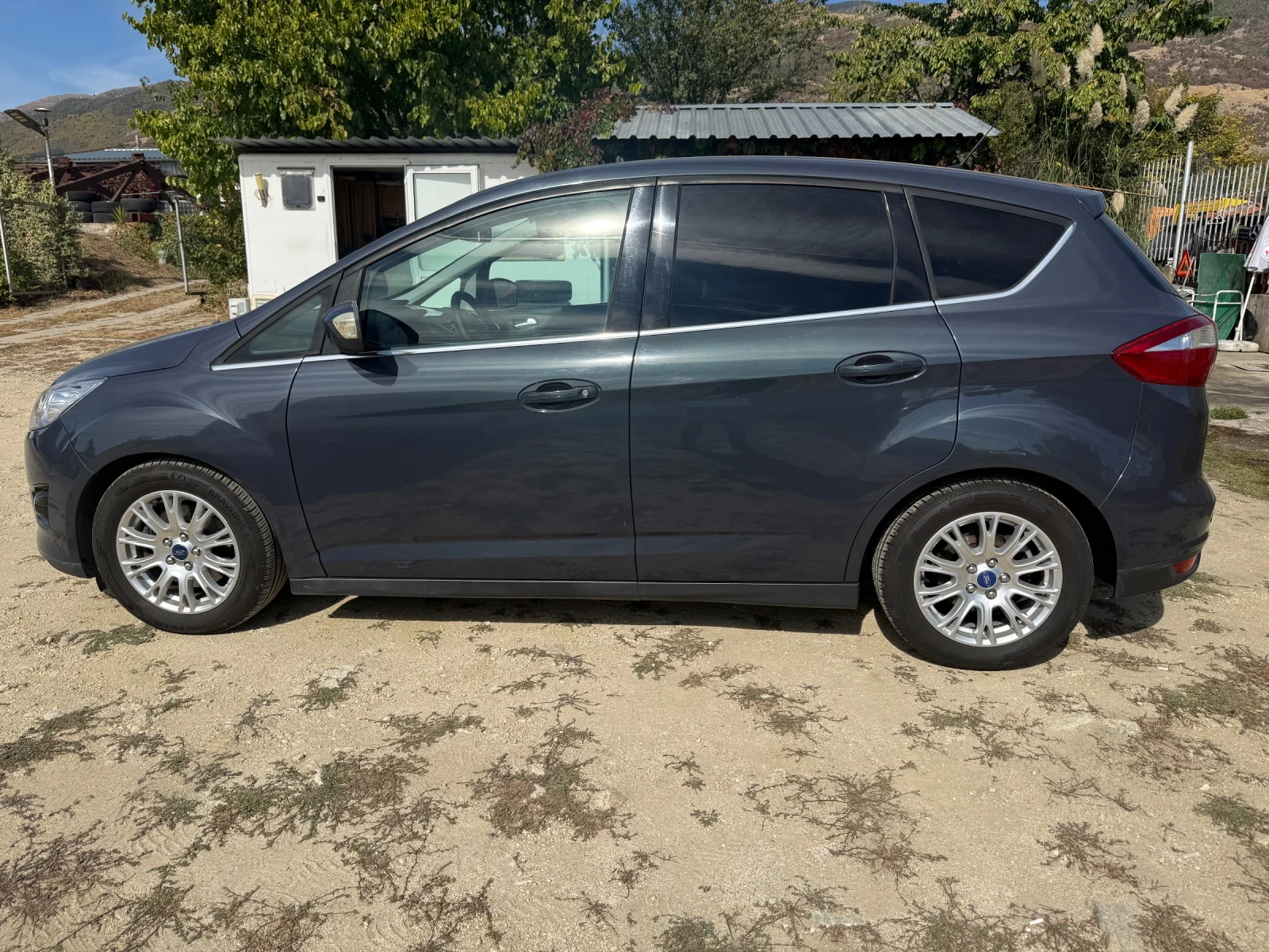Ford C-max 1.6 бензин, снимка 8 - Автомобили и джипове - 56392169