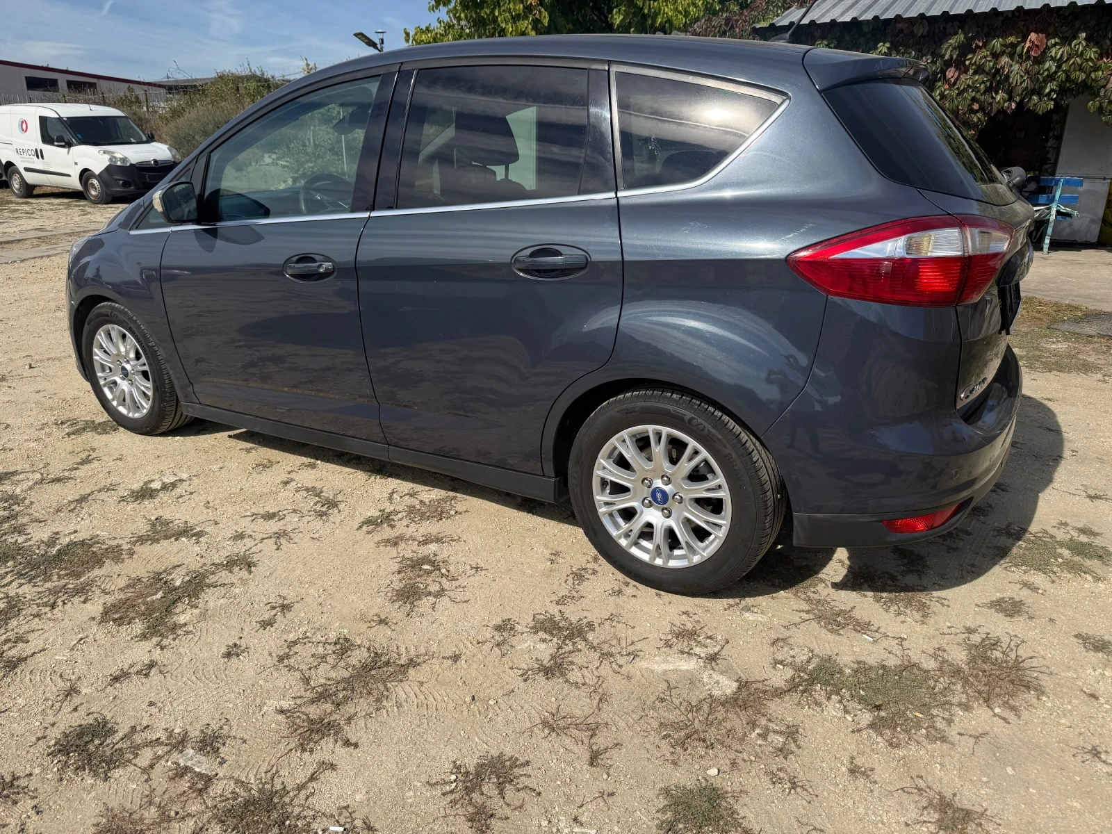 Ford C-max 1.6 бензин, снимка 7 - Автомобили и джипове - 56392169