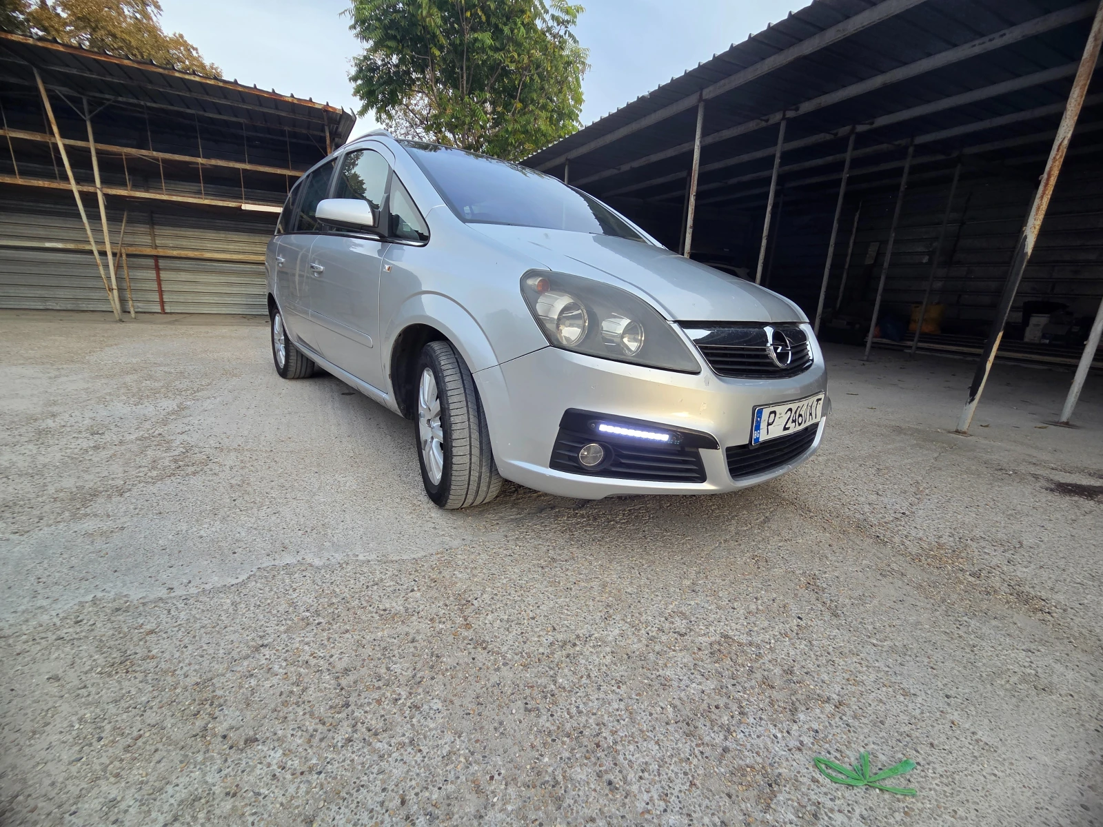 Opel Zafira 1.6 фабрична CNG+ LPG