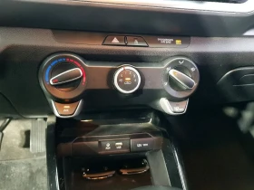 Kia Stonic 1.6 TRENDY, снимка 13