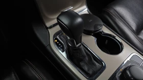 Jeep Cherokee 3.0* BLIND SPOT* ЕЛ. БАГАЖНИК* ЛЮК* КРАЙНА ЦЕНА, снимка 9