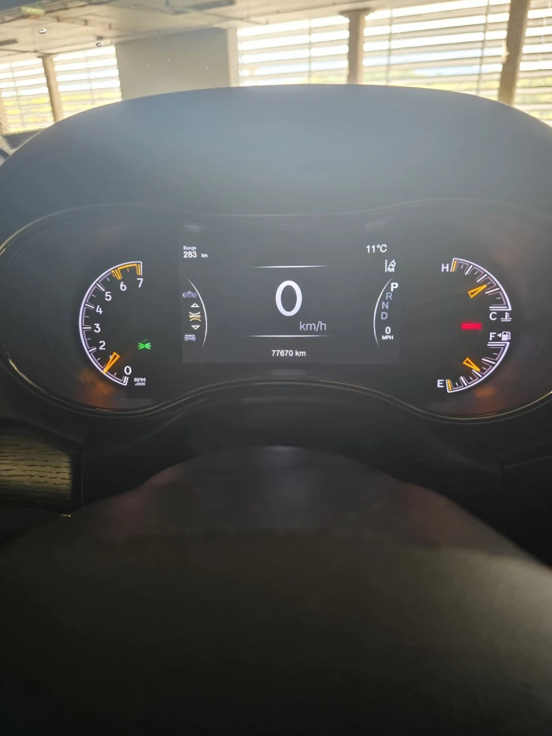 Jeep Grand cherokee, снимка 5 - Автомобили и джипове - 52902179