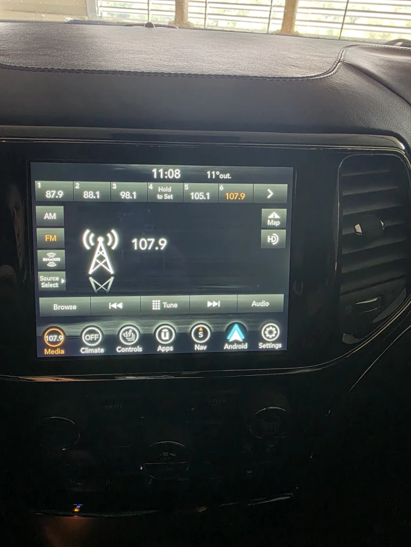 Jeep Grand cherokee, снимка 9 - Автомобили и джипове - 52902179