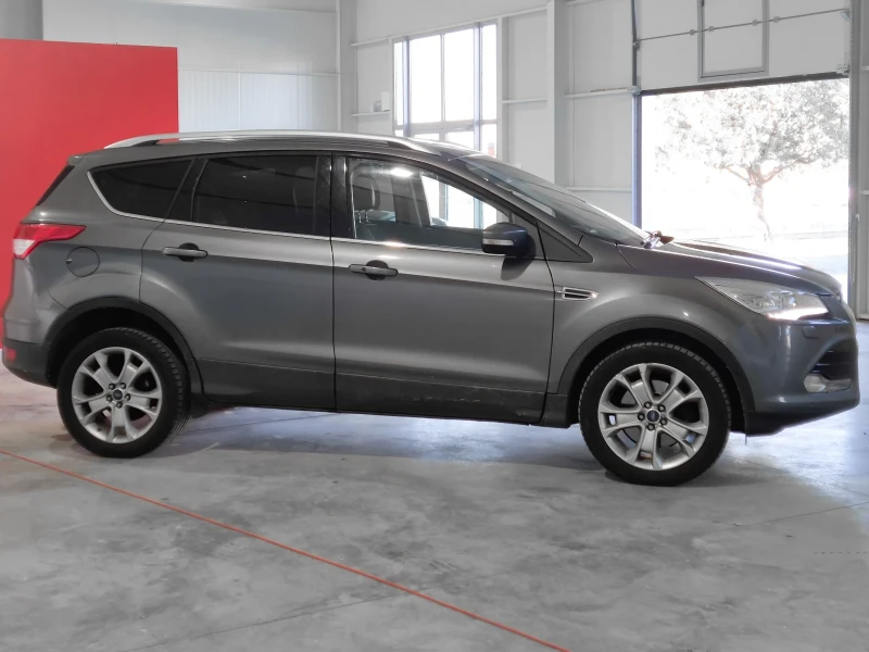 Ford Kuga 2.0 D, снимка 2 - Автомобили и джипове - 52389112