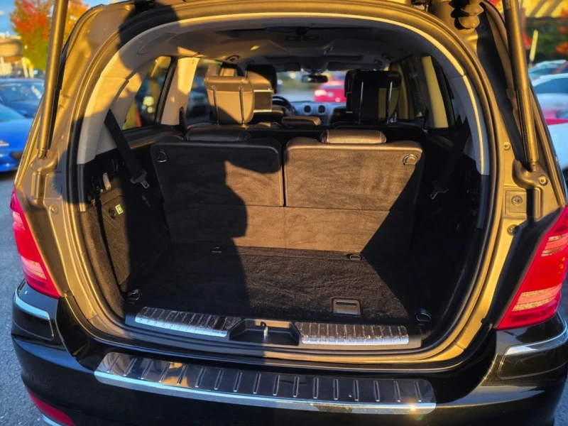 Mercedes-Benz GL 550 КАТО НОВ! 61875км!* 4Matic* 7местен* Камера* Подгр, снимка 15 - Автомобили и джипове - 52575034