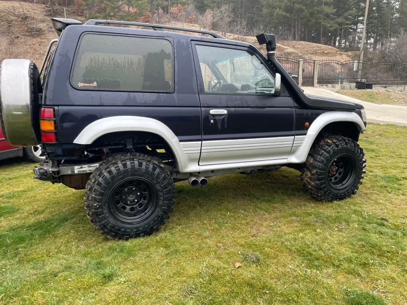 Mitsubishi Pajero 2.5 ТОП СЪСТОЯНИЕ, снимка 4 - Автомобили и джипове - 52876687
