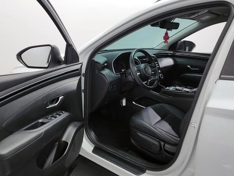 Hyundai Tucson Gasoline 1.6 Turbo 4WD| 177к.с.| ВКЛ.ТЕХНОТЕСТ, снимка 10 - Автомобили и джипове - 55387468