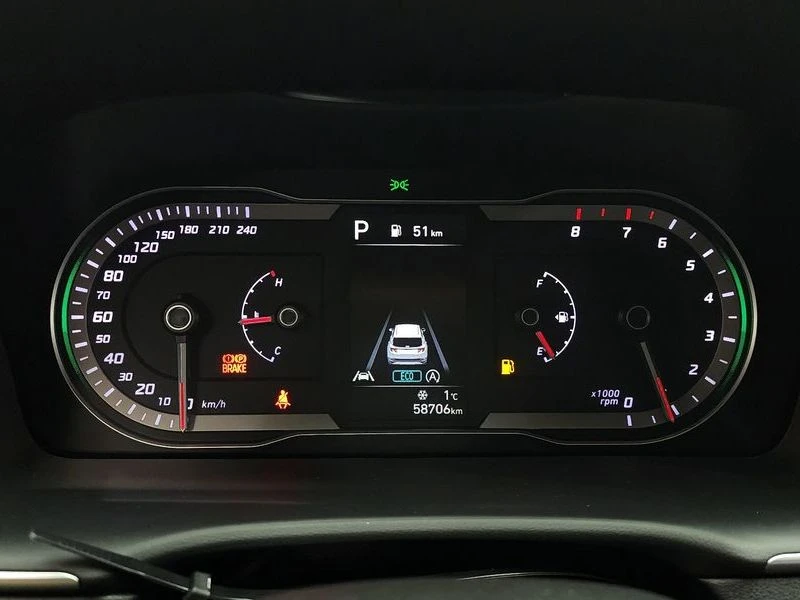 Hyundai Tucson Gasoline 1.6 Turbo 4WD| 177к.с.| ВКЛ.ТЕХНОТЕСТ, снимка 8 - Автомобили и джипове - 55387468