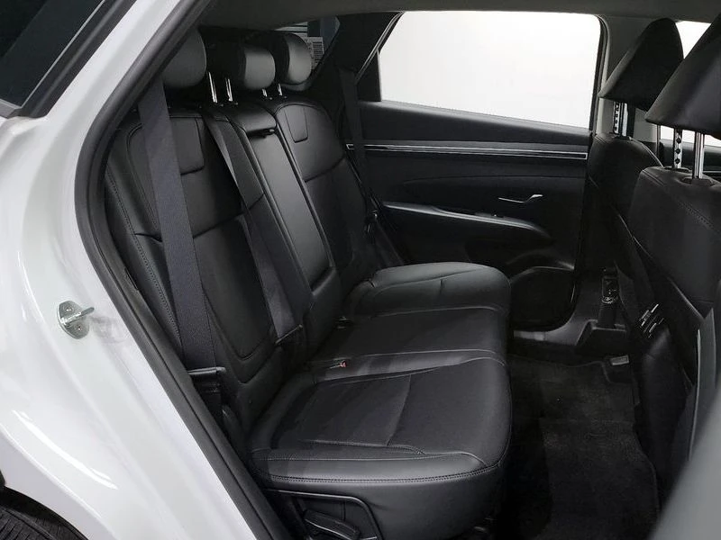 Hyundai Tucson Gasoline 1.6 Turbo 4WD| 177к.с.| ВКЛ.ТЕХНОТЕСТ, снимка 12 - Автомобили и джипове - 55387468