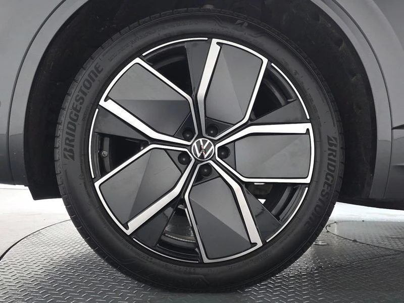 VW Touareg 3.0 DPY Automatic, снимка 4 - Автомобили и джипове - 55730322