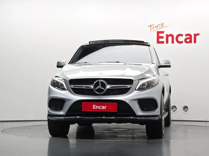 Mercedes-Benz GLE 350 D 4MATIC COUPE/360/ПОДГРЕВ/ПАМЕТ/НАВИГАЦИЯ/, снимка 2 - Автомобили и джипове - 56733825