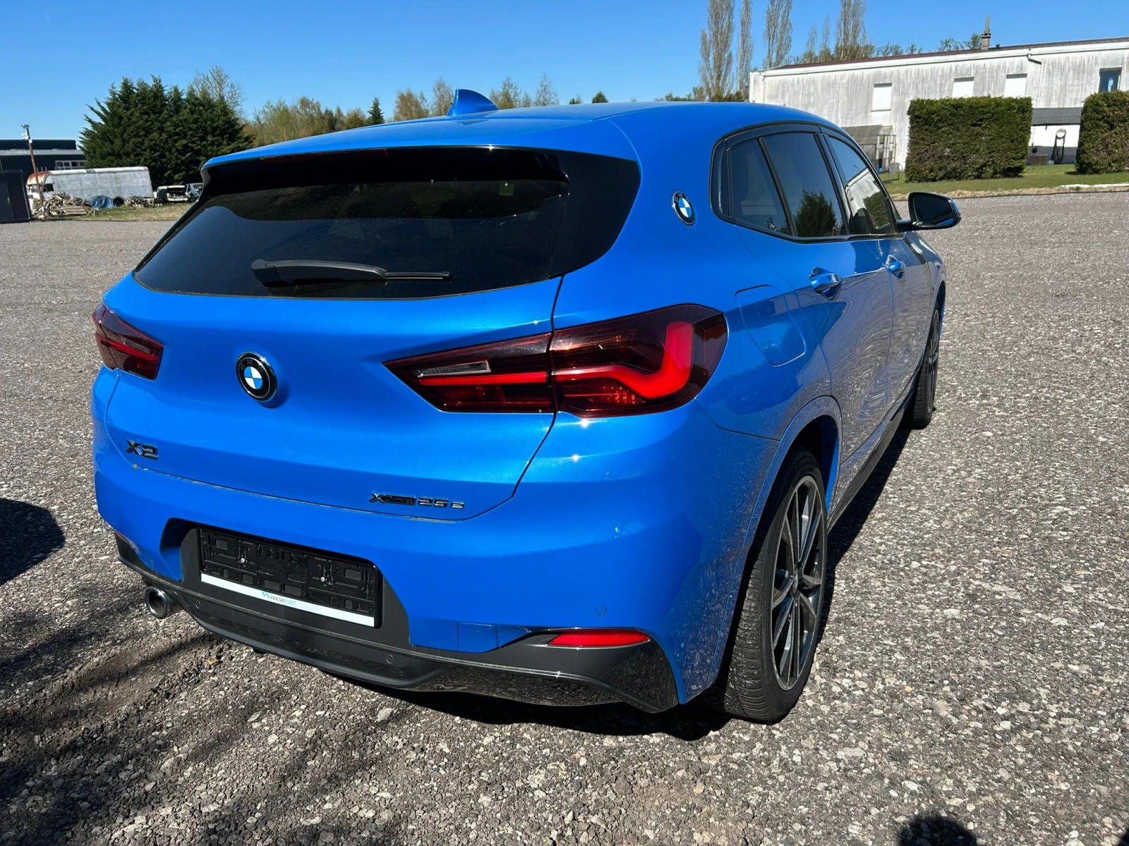 BMW X2 25е, снимка 3 - Автомобили и джипове - 54226345