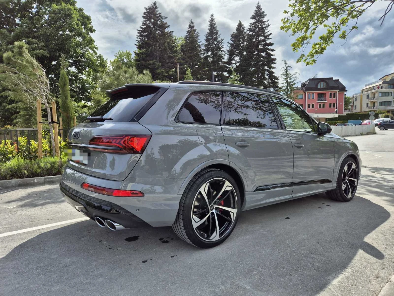 Audi SQ7, снимка 3 - Автомобили и джипове - 54675378