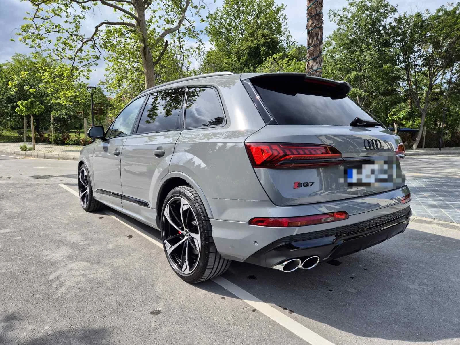 Audi SQ7, снимка 5 - Автомобили и джипове - 54675378