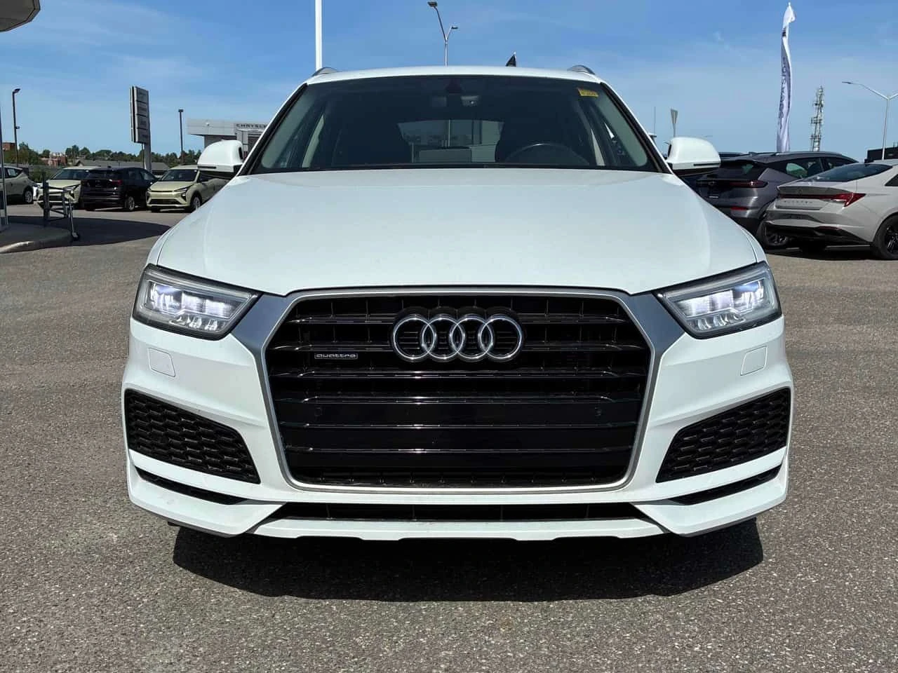 Audi Q3 * Technik * CARFAX * ЦЕНА ДО БГ, снимка 5 - Автомобили и джипове - 54768153
