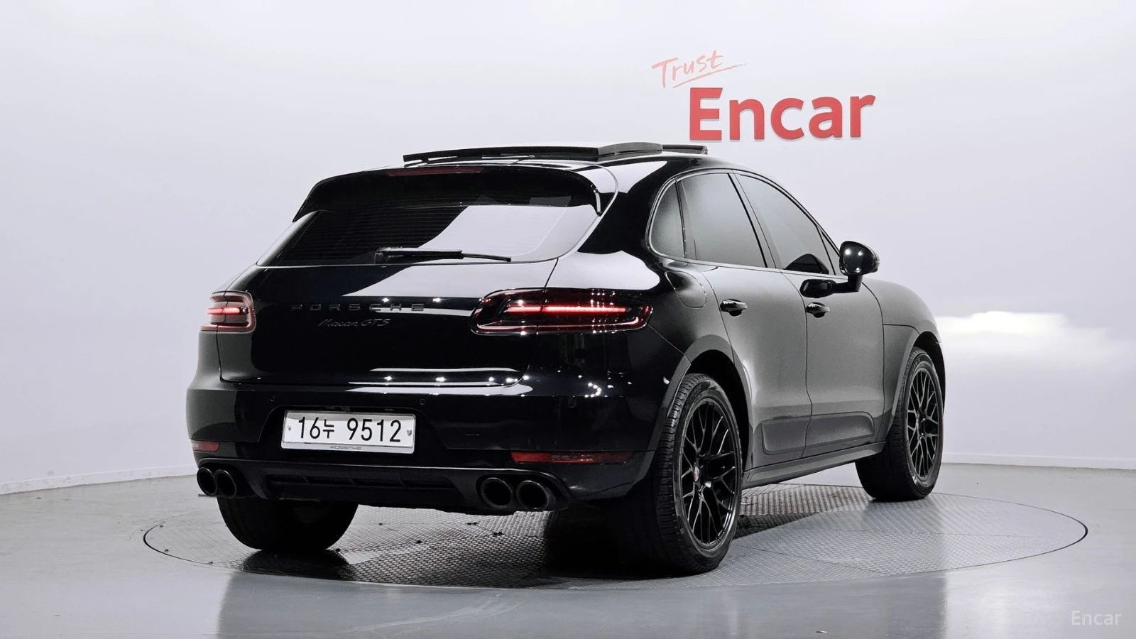 Porsche Macan GTS* КОЖА* ОБДУХВ* ПАНО* 360, снимка 2 - Автомобили и джипове - 55431391