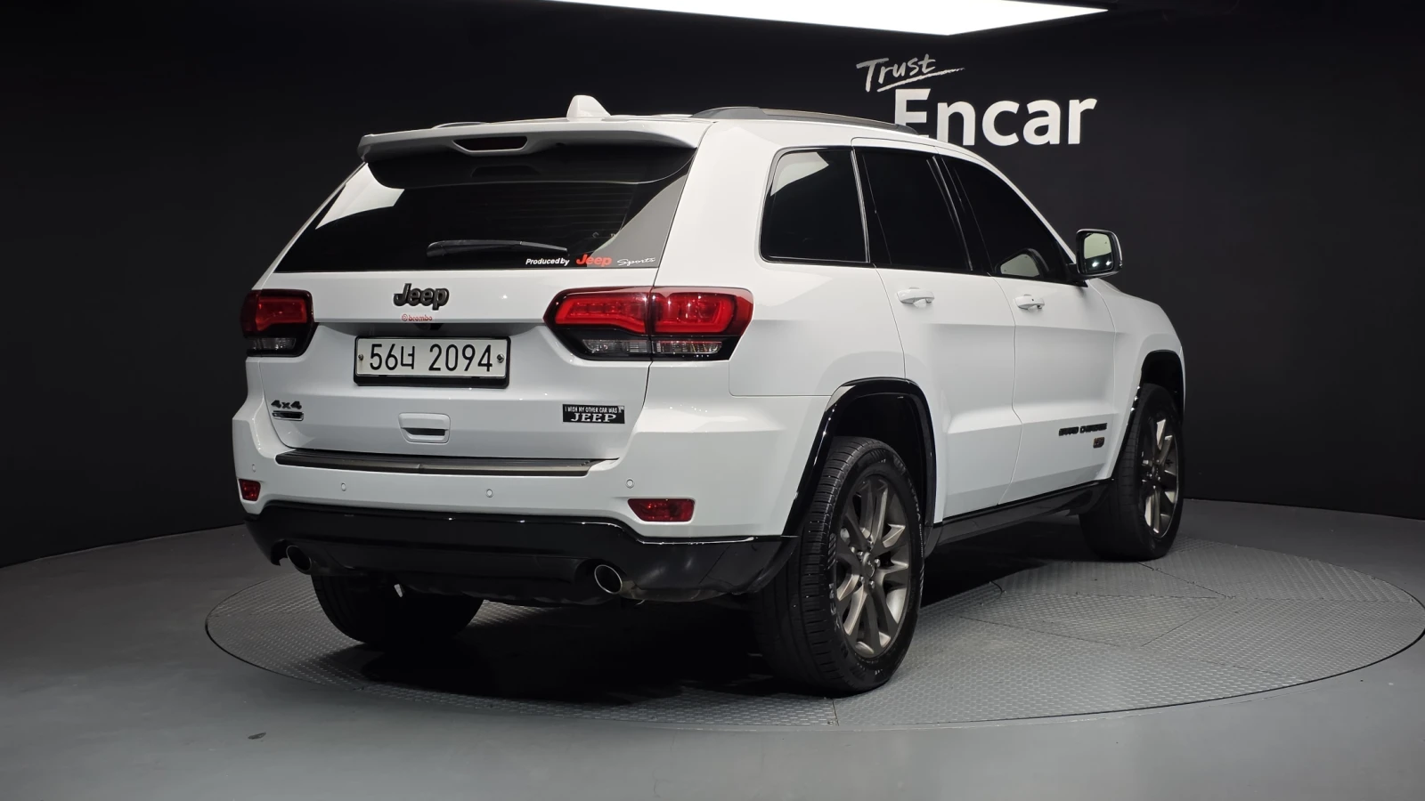 Jeep Cherokee 3.0* BLIND SPOT* ЕЛ. БАГАЖНИК* ЛЮК* КРАЙНА ЦЕНА, снимка 2 - Автомобили и джипове - 55594824