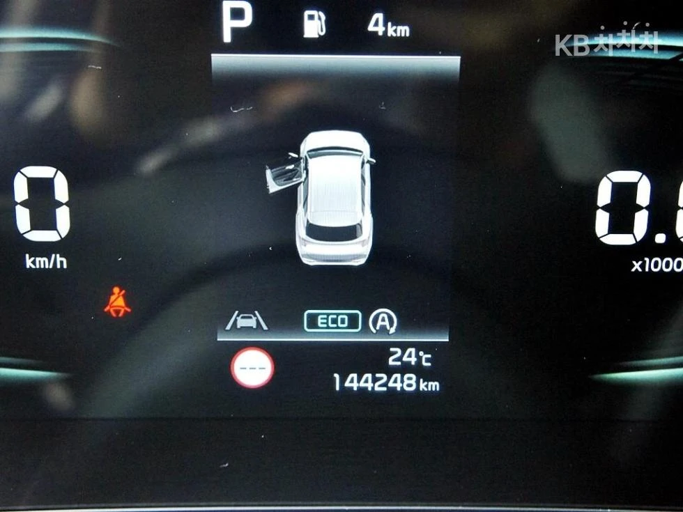 Kia Sportage PRESTIGE FULL MAX * КРАЙНА ЦЕНА* , снимка 10 - Автомобили и джипове - 55944945