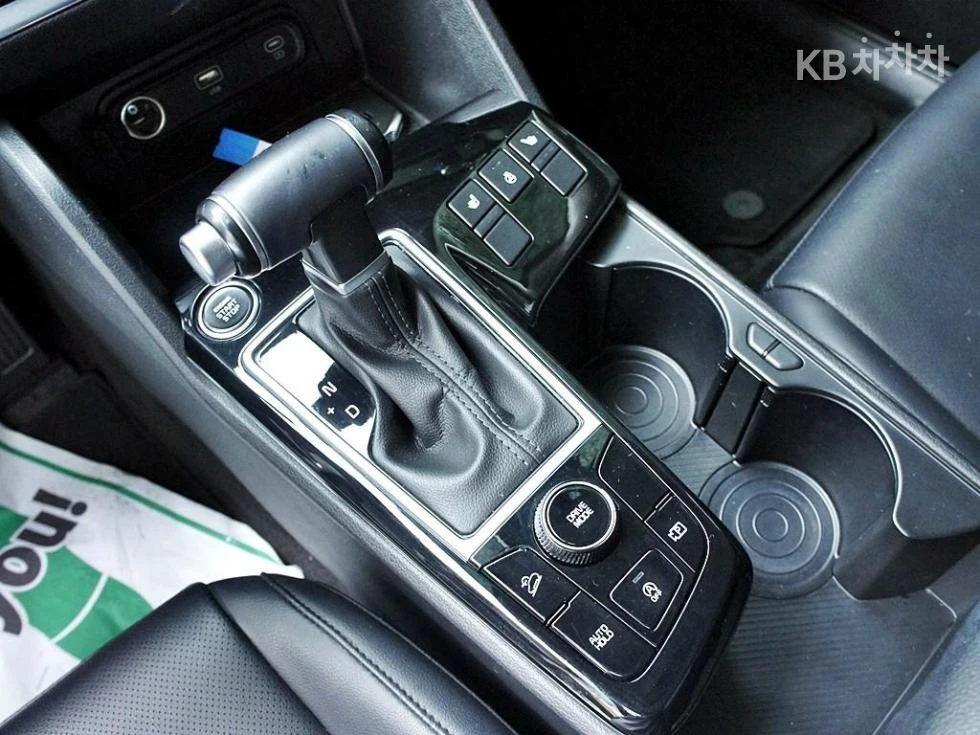 Kia Sportage PRESTIGE FULL MAX * КРАЙНА ЦЕНА* , снимка 12 - Автомобили и джипове - 55944945